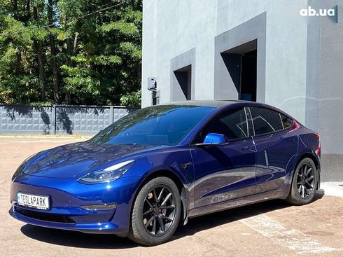 Tesla Model 3 2023 - фото 4