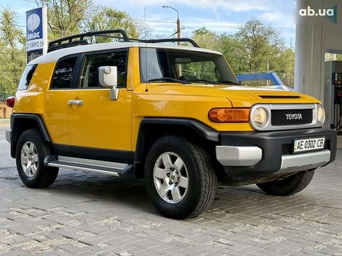 Toyota FJ Cruiser 2007 - фото 10