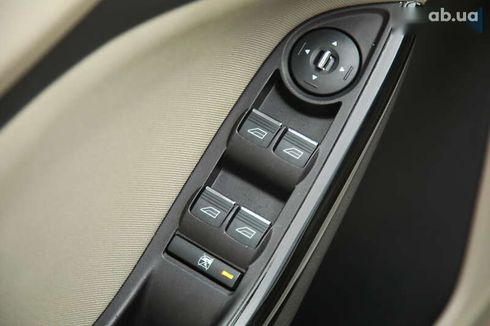 Ford Focus 2012 - фото 19