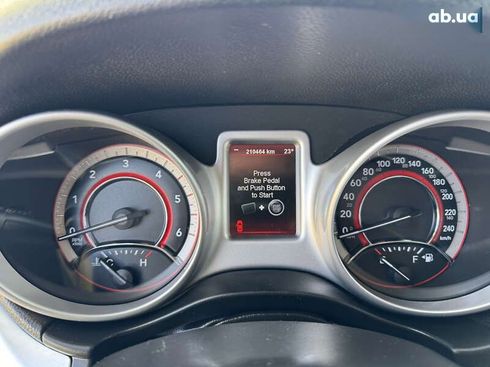 Fiat Freemont 2012 - фото 13