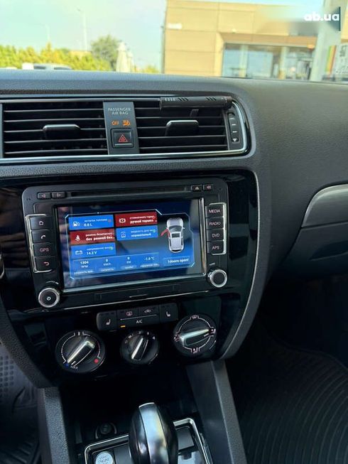 Volkswagen Jetta 2016 - фото 24