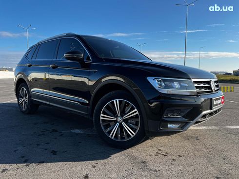 Volkswagen Tiguan 2019 черный - фото 34