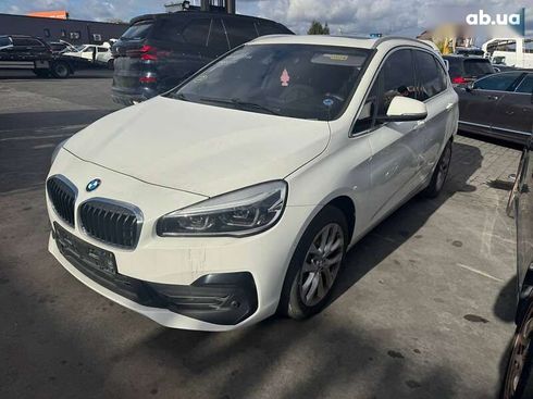 BMW 2 Series Active Tourer 2019 - фото 6