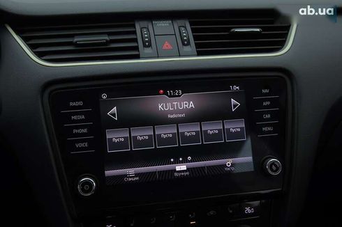 Skoda Octavia 2018 - фото 16