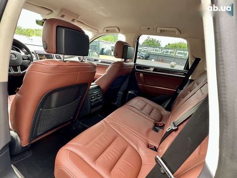 Volkswagen Touareg 2017 - фото 29