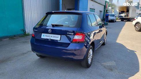 Skoda Fabia 2017 - фото 23