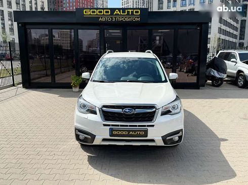 Subaru Forester 2018 - фото 2