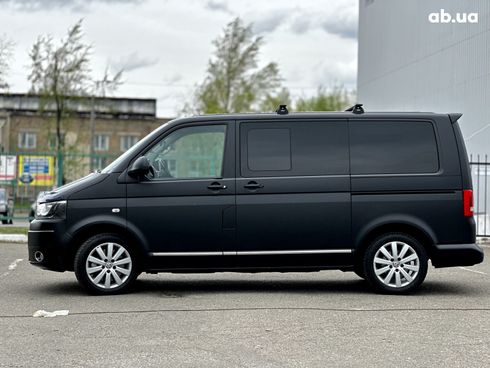 Volkswagen Multivan 2010 черный - фото 8