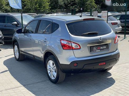 Nissan Qashqai 2011 - фото 20