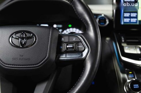 Toyota Land Cruiser 2022 - фото 24