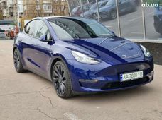 Продаж вживаних Tesla Model Y в Києві - купити на Автобазарі