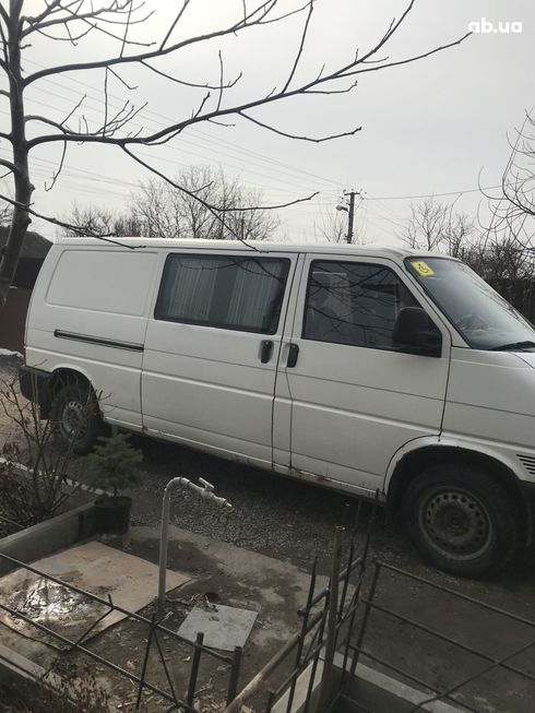 Volkswagen Transporter 1997 белый - фото 8