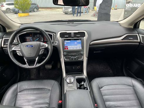 Ford Fusion 2017 серый - фото 25