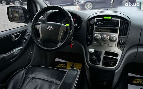 Hyundai H-1 2009 - фото 16