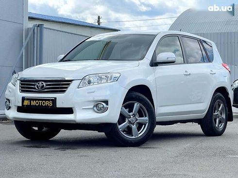 Toyota RAV4 2012 - фото 2