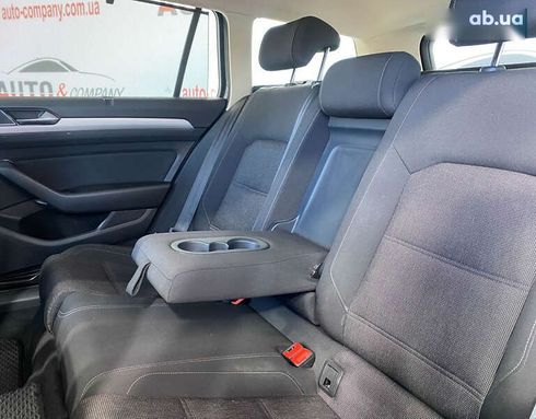 Volkswagen Passat 2015 - фото 10