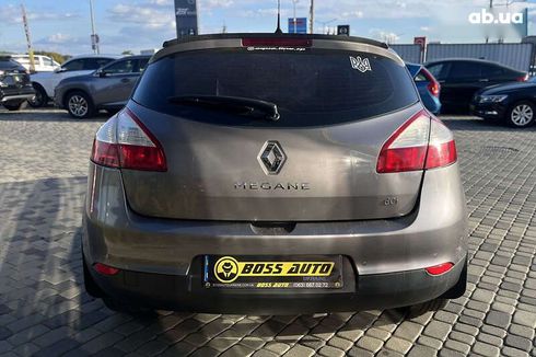 Renault Megane 2010 - фото 6