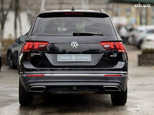 Volkswagen Tiguan 2018 черный - фото 4