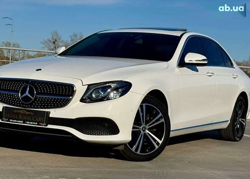 Mercedes-Benz E-Класс 2019 - фото 7