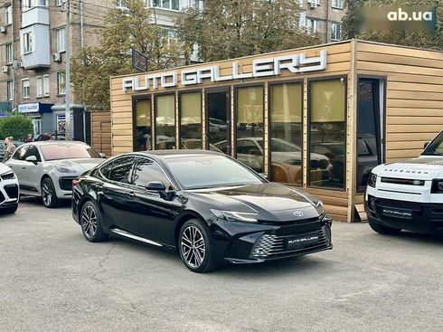 Toyota Camry 2025 - фото 13