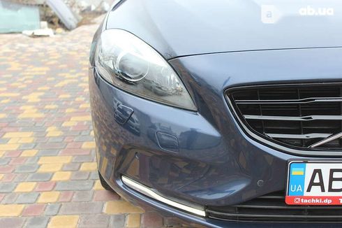 Volvo V40 2015 - фото 17