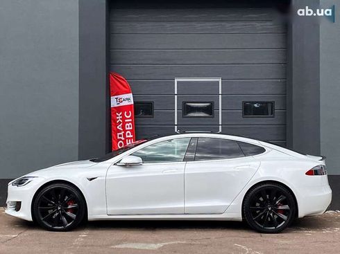 Tesla Model S 2020 - фото 6