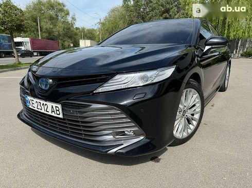 Toyota Camry 2020 - фото 4