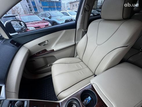 Toyota Venza 2012 белый - фото 15