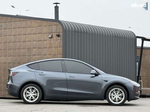 Tesla Model Y 2022 - фото 9