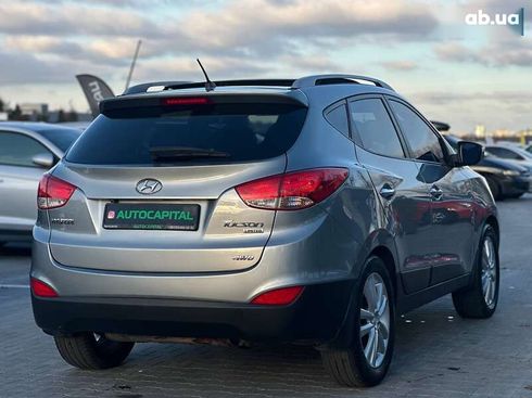 Hyundai Tucson 2010 - фото 8