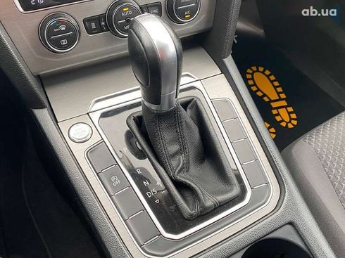Volkswagen Passat 2015 - фото 15