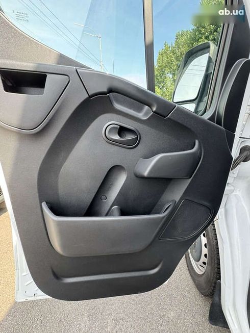 Renault Master 2019 - фото 20