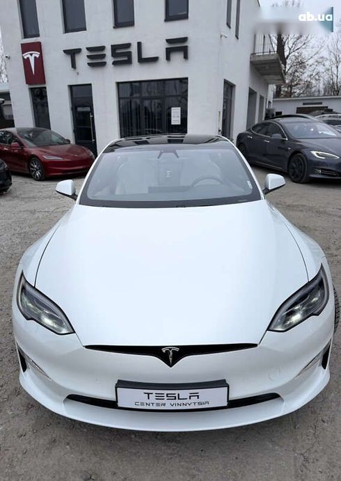 Tesla Model S 2021 - фото 6