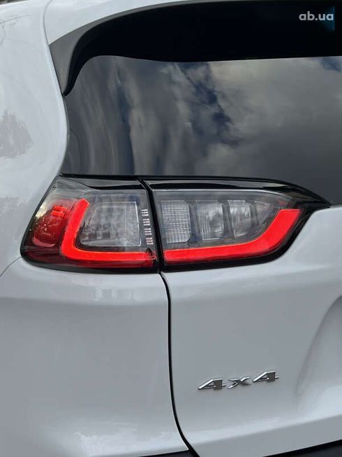 Jeep Cherokee 2022 - фото 15