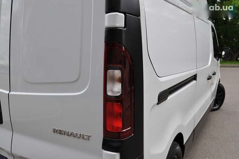 Renault Trafic 2021 - фото 28