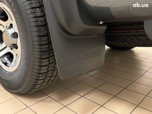 Toyota Land Cruiser 1992 зеленый - фото 57
