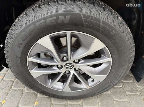 Toyota RAV4 2018 - фото 4