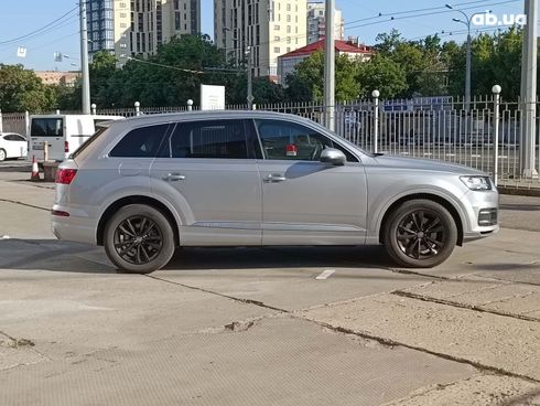 Audi Q7 2019 серый - фото 9