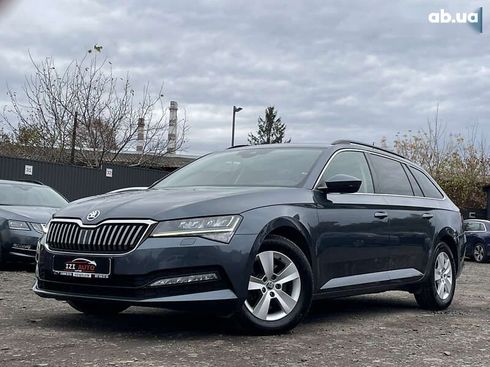Skoda Superb 2022 - фото 4