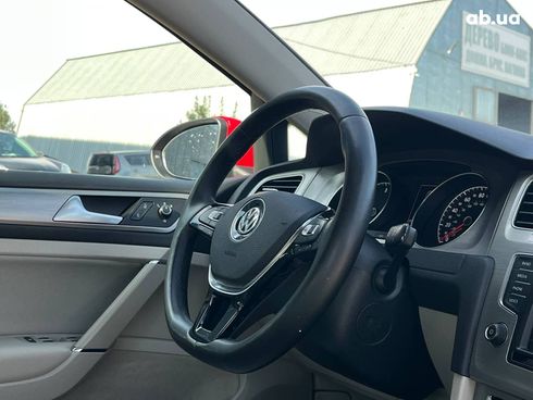 Volkswagen Golf Variant 2015 красный - фото 13