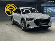 Продаж вживаних Audi E-Tron 2020 року в Чернівцях - купити на Автобазарі
