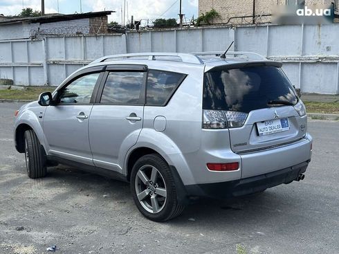 Mitsubishi Outlander XL 2007 - фото 7