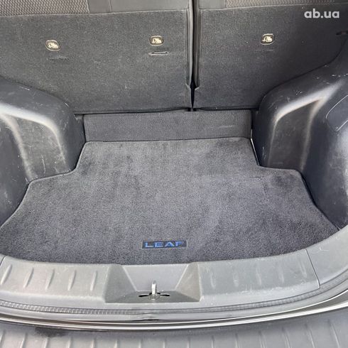 Nissan Leaf 2015 серебристый - фото 13