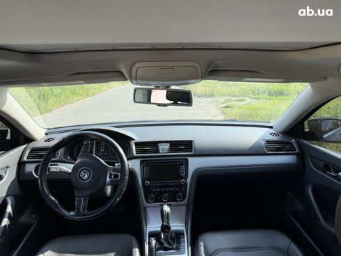 Volkswagen Passat 2013 черный - фото 9