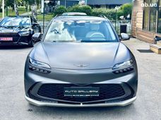 Продаж вживаних Genesis в Київській області - купити на Автобазарі