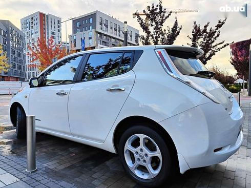 Nissan Leaf 2014 - фото 13