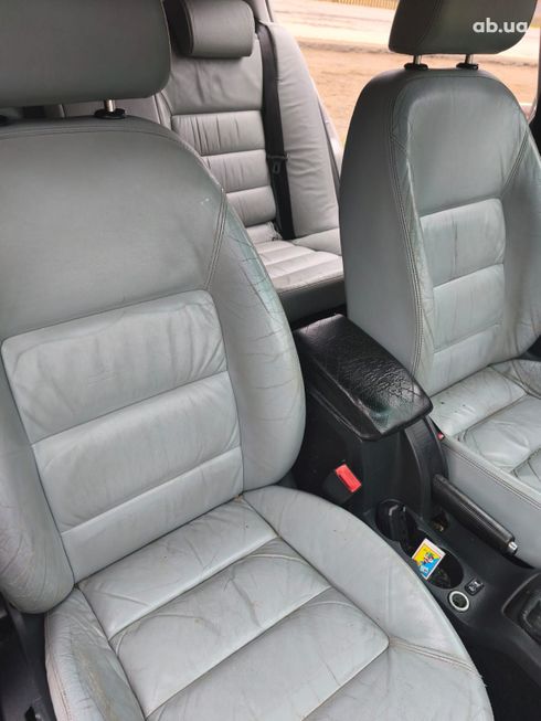 Skoda Octavia 2008 бежевый - фото 5