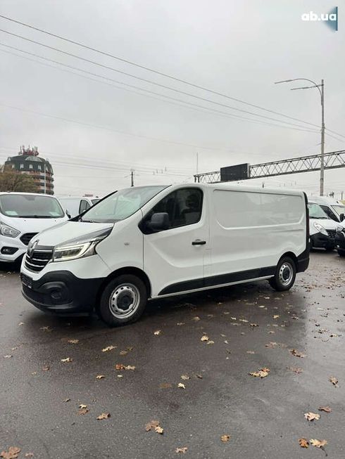 Renault Trafic 2021 - фото 6