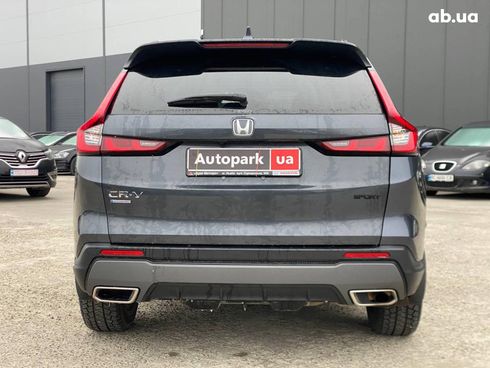 Honda CR-V 2023 серый - фото 5