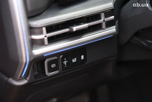 Hyundai Santa Fe 2024 красный - фото 15